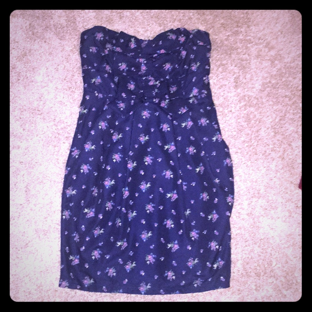 Floral strapless dress